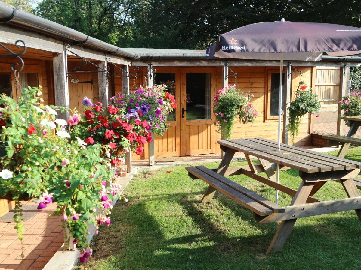 Homeside B&B Silverstone Exteriér fotografie